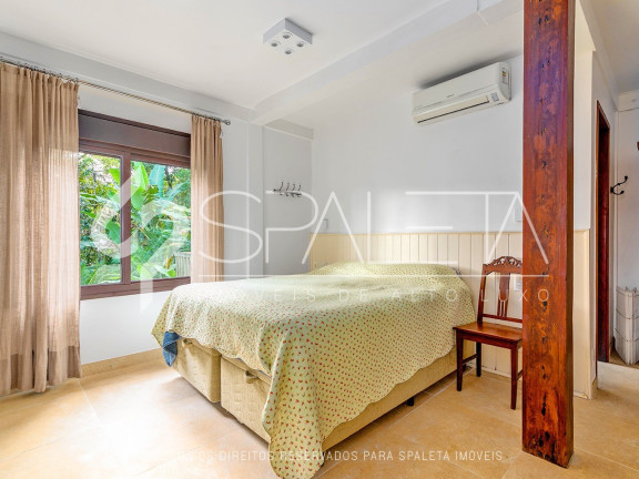 Imagem Casa com 7 Quartos à Venda, em Praia De Iporanga - Guarujá Imagem Casa com 7 Quartos à Venda, em Praia De Iporanga - Guarujá