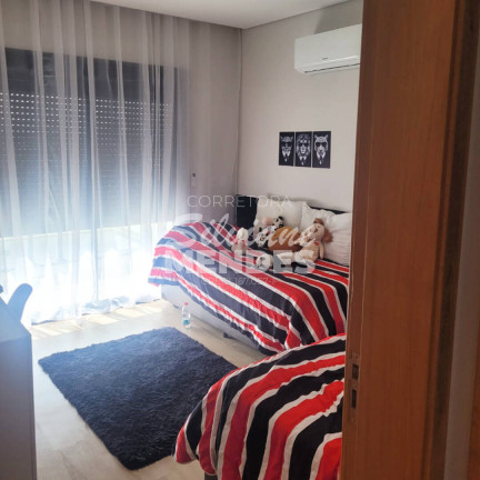Imagem Casa com 3 Quartos à Venda, 250 m² em Wanel Ville - Sorocaba Imagem Casa com 3 Quartos à Venda, 250 m² em Wanel Ville - Sorocaba