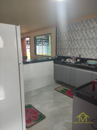 Imagem Casa com 4 Quartos à Venda, 250 m² em Rio Marinho - Vila Velha