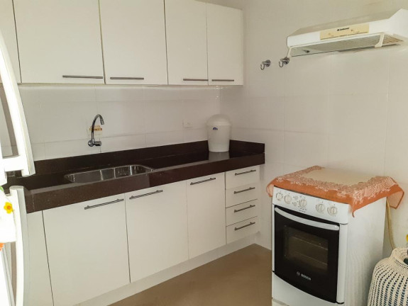 Imagem Apartamento com 3 Quartos para Temporada, 145 m² em Pitangueiras - Guarujá Imagem Apartamento com 3 Quartos para Temporada, 145 m² em Pitangueiras - Guarujá