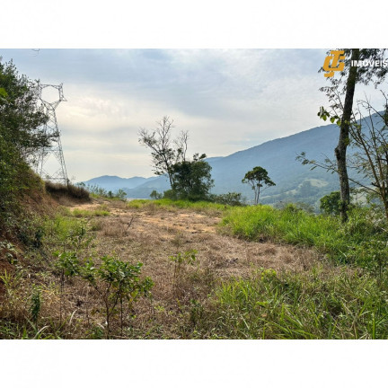 Terreno à Venda, 2.000 m² em Macacos - Camboriú