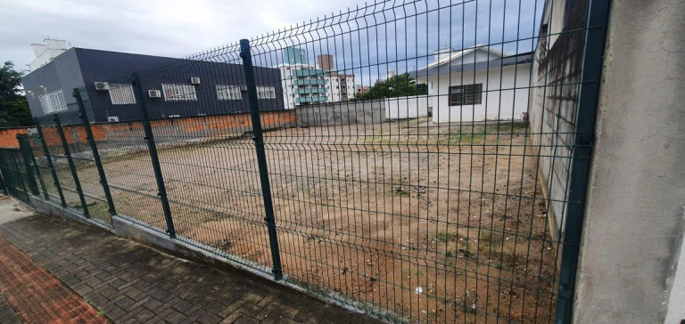 Imagem Terreno à Venda, 600 m² em Pagani - Palhoça Imagem Terreno à Venda, 600 m² em Pagani - Palhoça