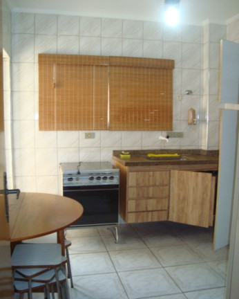 Imagem Apartamento com 2 Quartos à Venda,  em José Menino - Santos