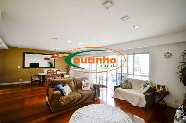 Imagem Apartamento com 4 Quartos à Venda, 138 m² em Maracanã - Rio De Janeiro Imagem Apartamento com 4 Quartos à Venda, 138 m² em Maracanã - Rio De Janeiro
