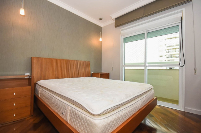 Imagem Imóvel com 3 Quartos à Venda, 193 m² em Vila Suzana - São Paulo Imagem Imóvel com 3 Quartos à Venda, 193 m² em Vila Suzana - São Paulo