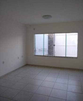 Imagem Sobrado com 3 Quartos à Venda, 130 m² em Ariribá - Balneário Camboriú Imagem Sobrado com 3 Quartos à Venda, 130 m² em Ariribá - Balneário Camboriú