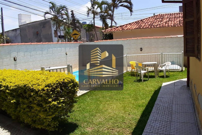 Casa com 3 Quartos para Alugar ou Temporada, 200 m² em Ingleses Do Rio Vermelho - Florianópolis