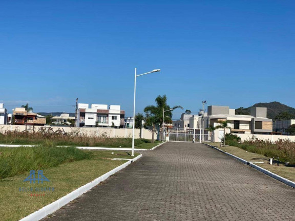 Imagem Terreno à Venda, 396 m² em Campeche - Florianópolis Imagem Terreno à Venda, 396 m² em Campeche - Florianópolis