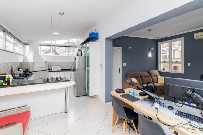 Imagem Apartamento com 2 Quartos à Venda, 91 m² em São João - Porto Alegre Imagem Apartamento com 2 Quartos à Venda, 91 m² em São João - Porto Alegre