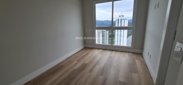 Imagem Imóvel com 4 Quartos à Venda, 227 m² em Centro - Balneário Camboriú