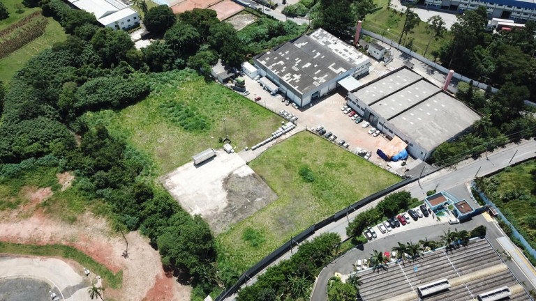 Terreno à Venda, 10.000 m² em Gleba Do Pêssego - São Paulo