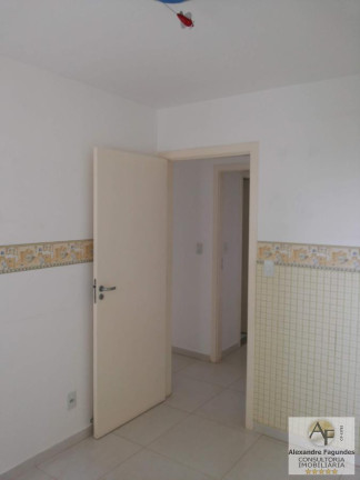 Imagem Apartamento com 3 Quartos à Venda, 73 m² em Vila Rosa - Goiânia