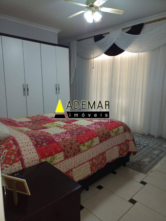 Imagem Casa com 3 Quartos à Venda, 6.000 m² em São Pedro