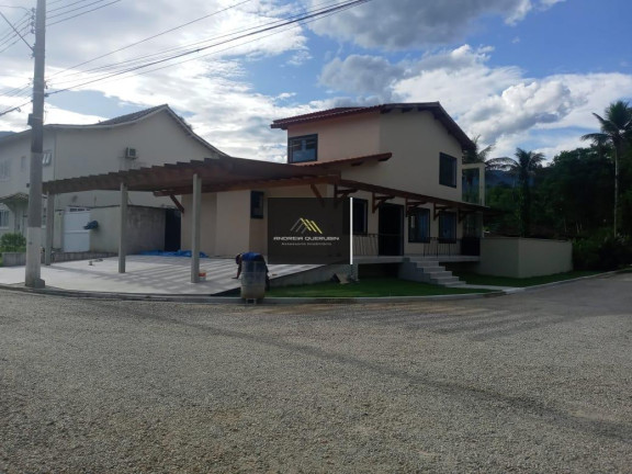 Imagem Casa com 4 Quartos à Venda, 300 m² em Horto Florestal - Ubatuba Imagem Casa com 4 Quartos à Venda, 300 m² em Horto Florestal - Ubatuba