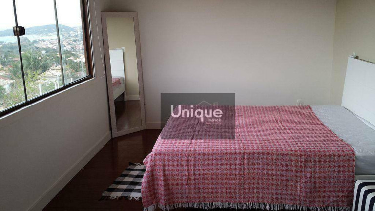 Imagem Casa com 4 Quartos para Temporada, 300 m² em Alto De Búzios - Armação Dos Búzios Imagem Casa com 4 Quartos para Temporada, 300 m² em Alto De Búzios - Armação Dos Búzios