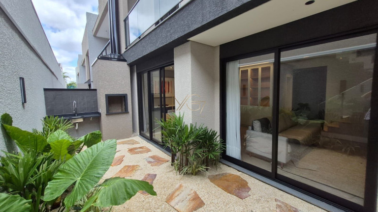 Sobrado com 4 Quartos à Venda, 175 m² em Xaxim - Curitiba