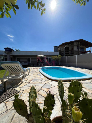 Imagem Casa com 4 Quartos à Venda, 490 m² em Guarapari - Pontal Do Paraná