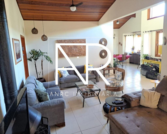 Imagem Casa com 3 Quartos à Venda, 171 m² em Suru - Santana De Parnaíba Imagem Casa com 3 Quartos à Venda, 171 m² em Suru - Santana De Parnaíba