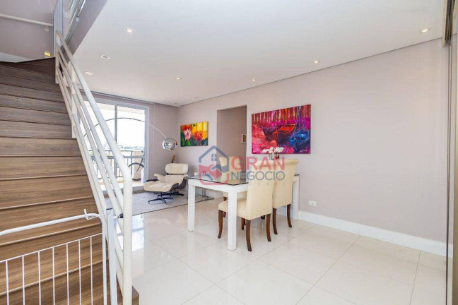 Imagem Imóvel com 2 Quartos à Venda, 179 m² em Bacacheri - Curitiba Imagem Imóvel com 2 Quartos à Venda, 179 m² em Bacacheri - Curitiba