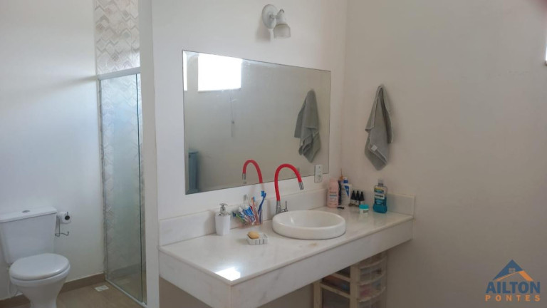 Imagem Casa com 5 Quartos à Venda, 242 m² em Nova Guarapari - Guarapari