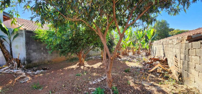 Imagem Casa com 2 Quartos à Venda, 12.960 m² em Tucura - Mogi Mirim