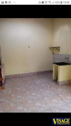 Imagem Casa com 2 Quartos à Venda, em Jd. Emilia - Jacareí Imagem Casa com 2 Quartos à Venda, em Jd. Emilia - Jacareí