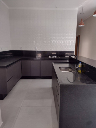 Imagem Casa com 3 Quartos à Venda, 140 m² em Jardins - Bragança Paulista Imagem Casa com 3 Quartos à Venda, 140 m² em Jardins - Bragança Paulista