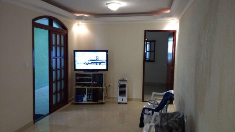 Imagem Casa com 2 Quartos à Venda, 145 m² em Parque Santo Antônio - Jacareí Imagem Casa com 2 Quartos à Venda, 145 m² em Parque Santo Antônio - Jacareí