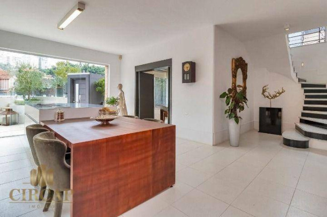 Imagem Casa com 4 Quartos à Venda, 657 m² em Pacaembu - São Paulo