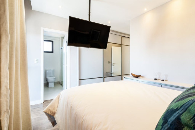 Imagem Apartamento com 2 Quartos à Venda, 82 m² em Castelo - Santos
