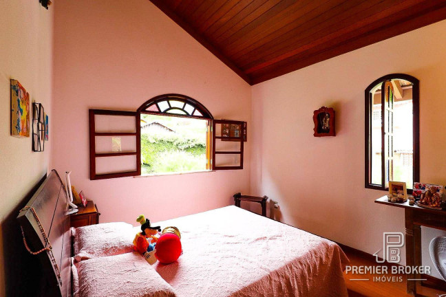 Imagem Casa com 4 Quartos à Venda, 187 m² em Golfe - Teresópolis Imagem Casa com 4 Quartos à Venda, 187 m² em Golfe - Teresópolis