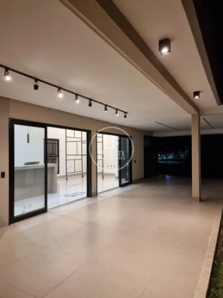 Imagem Casa de Condomínio com 3 Quartos à Venda, 360 m² em Terras Alpha Residencial 1 - Senador Canedo