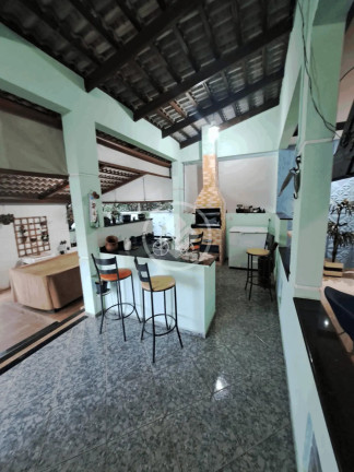 Imagem Casa com 5 Quartos à Venda, 321 m² em Condomínio Jardins Atenas - Goiânia Imagem Casa com 5 Quartos à Venda, 321 m² em Condomínio Jardins Atenas - Goiânia