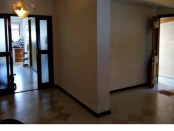 Imagem Sobrado com 5 Quartos à Venda, 300 m² em Lapa De Baixo - São Paulo