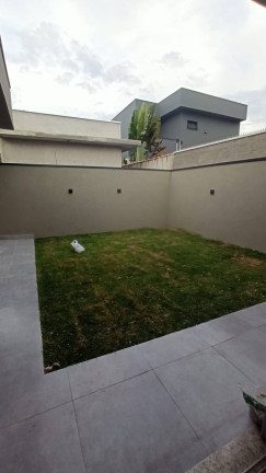 Imagem Casa com 3 Quartos à Venda, 300 m² em Bairro Do Grama - Caçapava