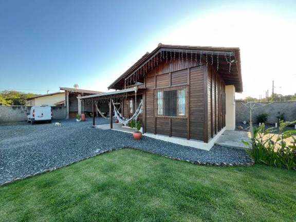 Casa com 3 Quartos à Venda, 82 m² em Pinheiros - Balneário Barra Do Sul