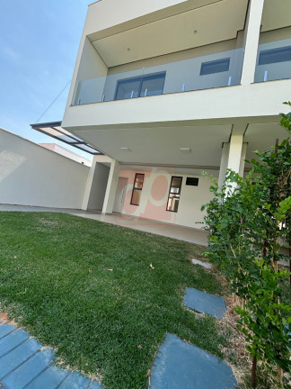 Imagem Sobrado com 3 Quartos à Venda, 149 m² em Recanto Dos Passáros - Sorriso Imagem Sobrado com 3 Quartos à Venda, 149 m² em Recanto Dos Passáros - Sorriso