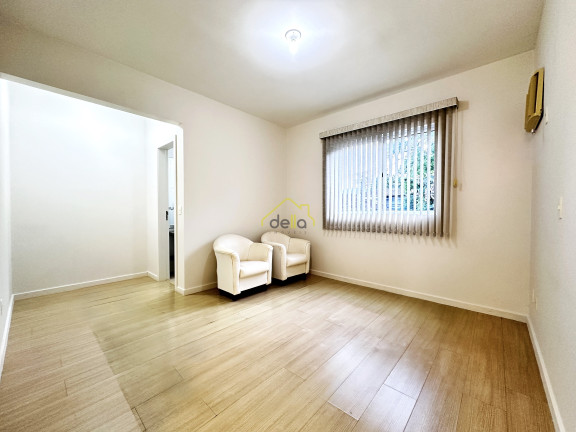 Imagem Imóvel com 3 Quartos à Venda, 95 m² em Saguaçu - Joinville