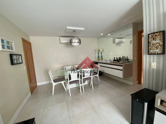 Imagem Apartamento com 3 Quartos à Venda, 120 m² em Icaraí - Niterói Imagem Apartamento com 3 Quartos à Venda, 120 m² em Icaraí - Niterói