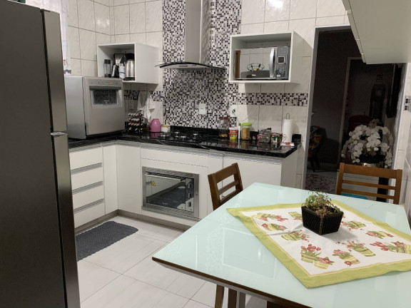 Imagem Casa com 3 Quartos à Venda, 120 m² em Vila São Jorge - São Vicente Imagem Casa com 3 Quartos à Venda, 120 m² em Vila São Jorge - São Vicente