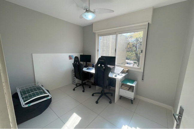 Imagem Imóvel com 2 Quartos à Venda, em Boa Vista - Porto Alegre Imagem Imóvel com 2 Quartos à Venda, em Boa Vista - Porto Alegre