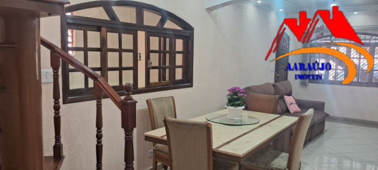 Imagem Casa com 3 Quartos à Venda, 234 m² em Cipava - Osasco
