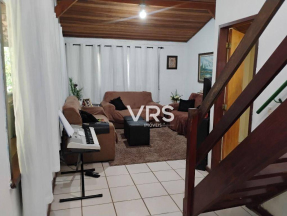 Imagem Casa com 7 Quartos à Venda, 224 m² em Albuquerque - Teresópolis Imagem Casa com 7 Quartos à Venda, 224 m² em Albuquerque - Teresópolis