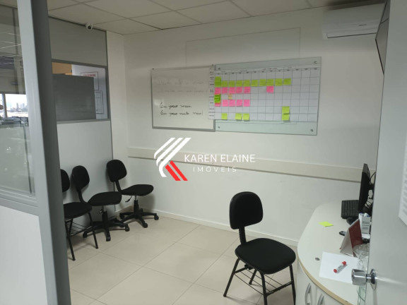 Sala Comercial à Venda, 345 m² em Kobrasol - São José