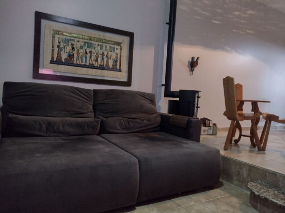 Imagem Casa com 3 Quartos à Venda, em Boa Vista - Curitiba Imagem Casa com 3 Quartos à Venda, em Boa Vista - Curitiba