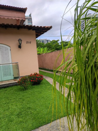 Imagem Casa com 5 Quartos à Venda, 600 m² em Barra Da Tijuca - Rio De Janeiro Imagem Casa com 5 Quartos à Venda, 600 m² em Barra Da Tijuca - Rio De Janeiro