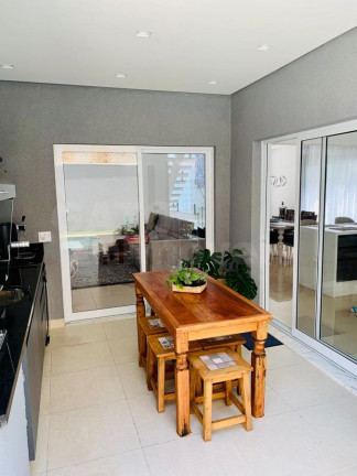 Imagem Casa com 4 Quartos à Venda, 205 m² em Suru - Santana De Parnaíba Imagem Casa com 4 Quartos à Venda, 205 m² em Suru - Santana De Parnaíba