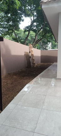 Casa com 3 Quartos à Venda, 94 m² em Conjunto Habitacional Itatiaia - Maringa