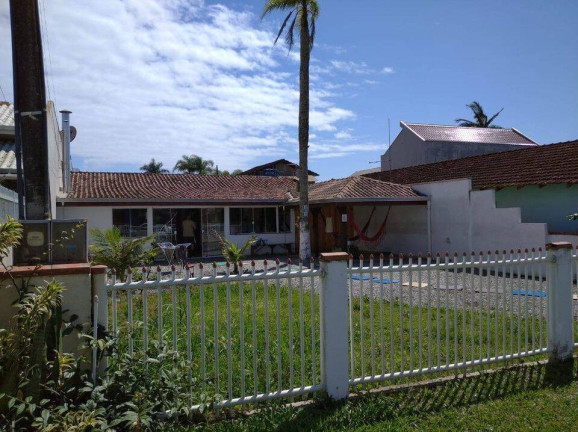 Imagem Casa com 3 Quartos à Venda, 360 m² em Balneário Barra Do Sul