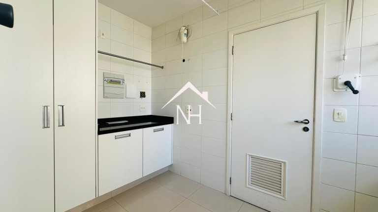 Imagem Apartamento com 3 Quartos à Venda, 233 m² em Campo Belo - São Paulo